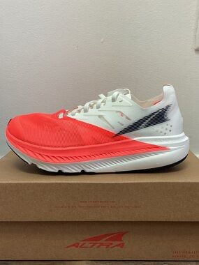Women’s Altra Vanish Carbon 2